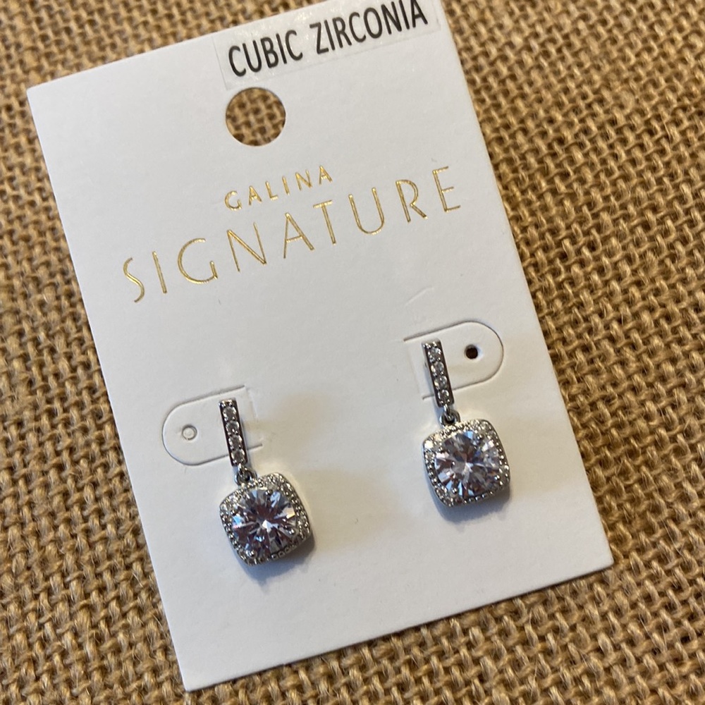 Cubic zirconia earrings